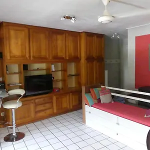  Appartement Un Pied-à-terre Au Centre De Papeete